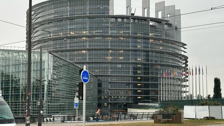 Das Europäische Parlament!